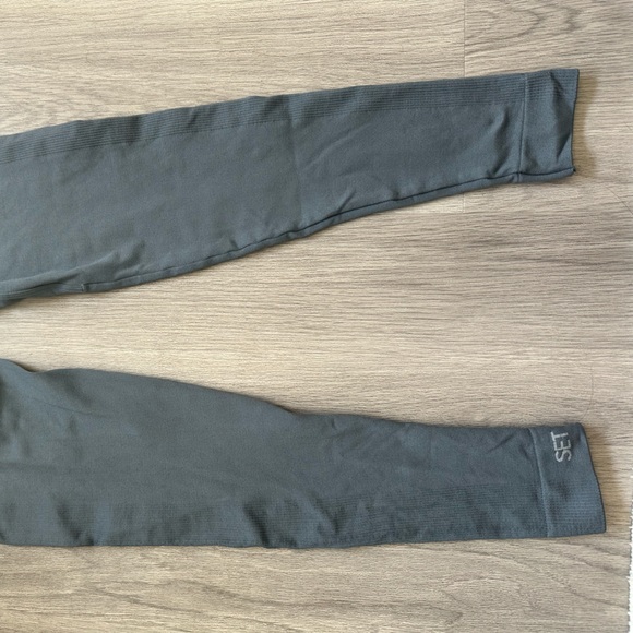 Set Active Two-Piece SCULPTFLEX Set - Slate Gray - Picture 10 of 10